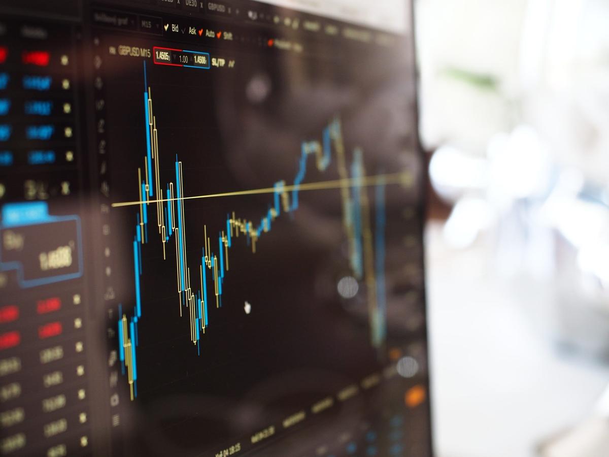 ¿Qué es el mercado de capitales y cómo funciona?