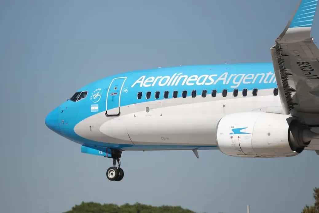  Privatización de Aerolíneas Argentinas: ¿Solución Financiera o Pérdida de Soberanía?